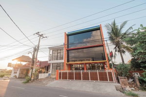 Hotel Caroline Guest House cazare Canggu