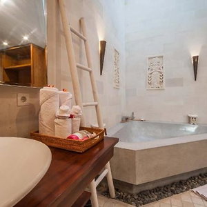 Hotel Villa Dedayuh Seminyak cazare Kerobokan Kelod