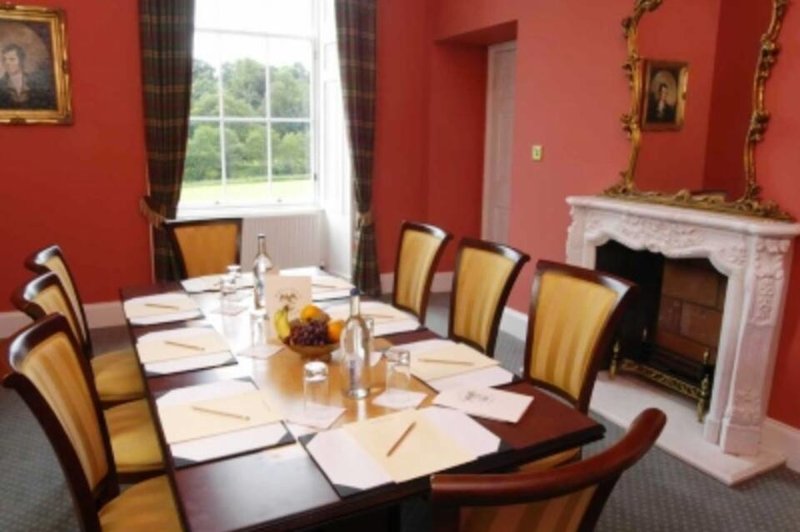 Melville Castle