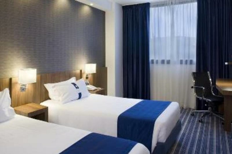 Hotel Holiday Inn Express Campo De Gibraltar - Barrios