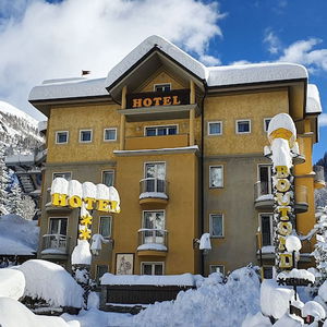 Hotel Bouton Dor cazare Courmayeur