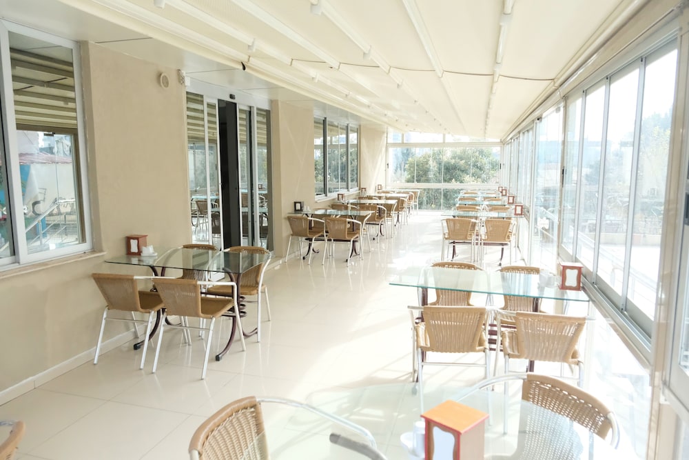 Hotel Karat Ayseli Otel