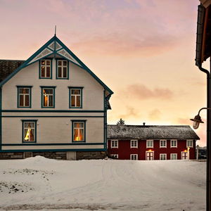Hotel Sandtorgholmen Hotel cazare Harstad