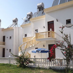 Hotel Paradise Bungalows cazare Kyrenia