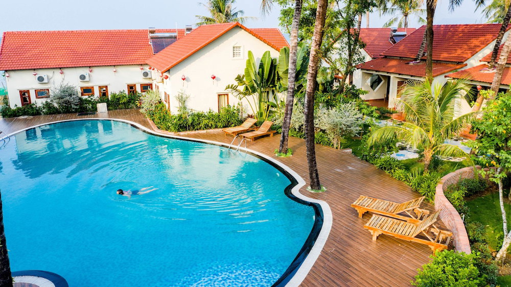 Hotel Hula Hula Beachfront Phu Quoc