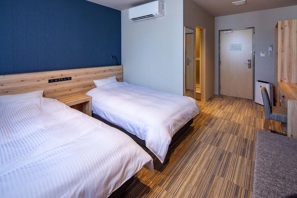 Y‘s Cabin&Hotel Naha Kokusaidori