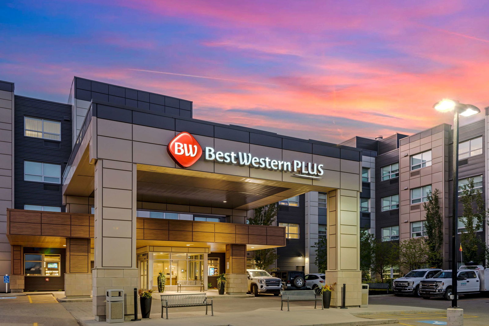Hotel Best Western Plus Sawridge Suites