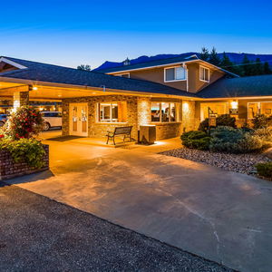 Hotel Best Western Sicamous Inn cazare Sicamous