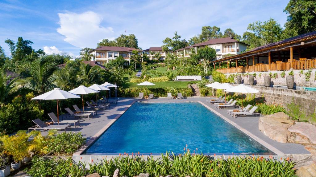 Camia Resort And Spa