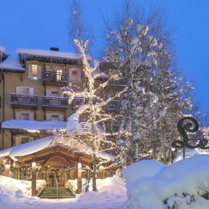 Hotel Le Lodge Park cazare Megeve