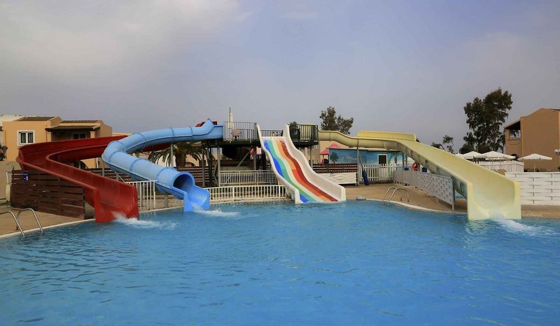 dal travel Sandy Beach Resort