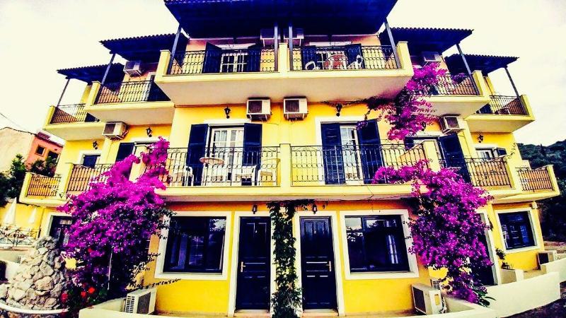 Hotel Avra Paradise
