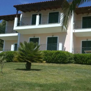 Hotel Liberatos Village cazare Lassi