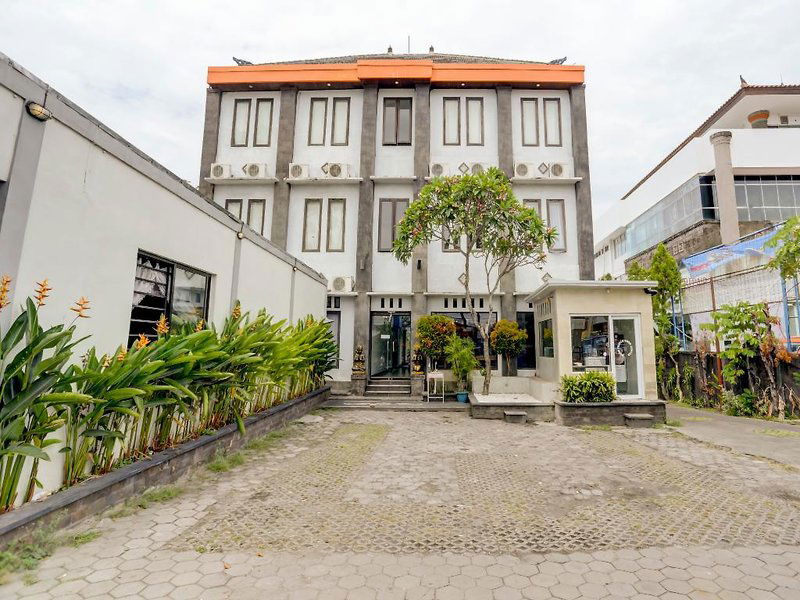 Hotel Oyo 3156 Hotel Warta Dua