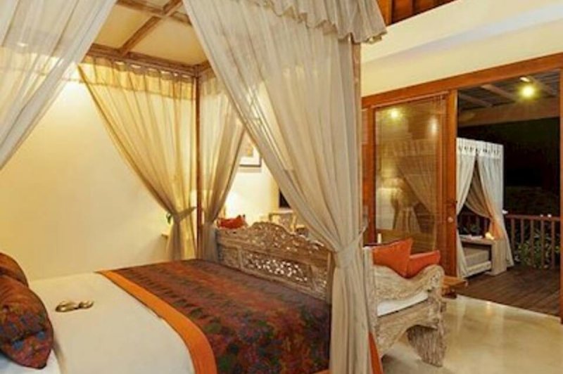 The Royal Purnama