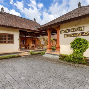 Hotel Bon Nyuh Bungalows cazare Gianyar
