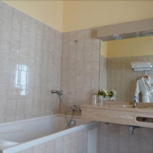 Hotel La Caravelle cazare Bonifacio