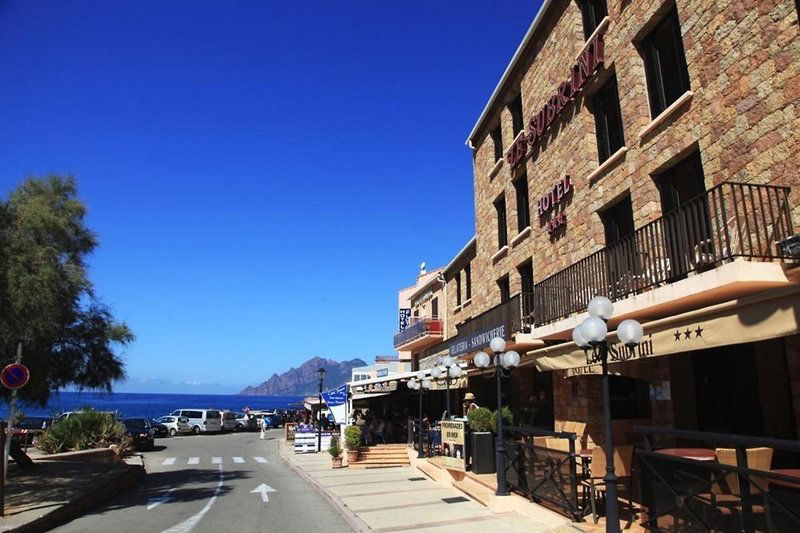 Hotel Hôtel & Résidence Le Subrini