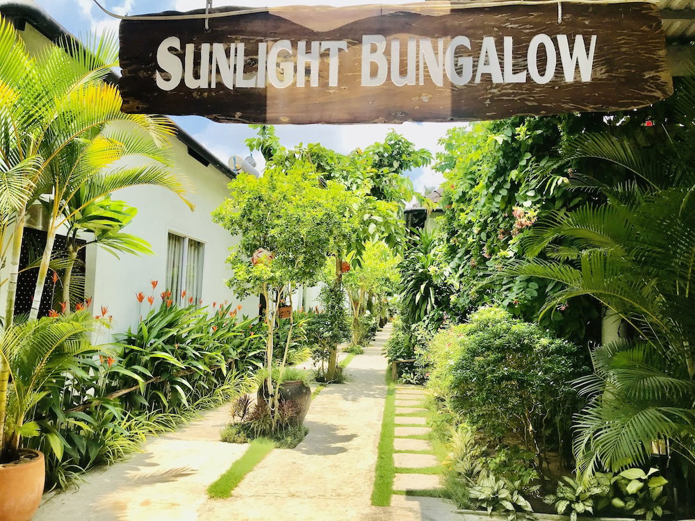 Sunlight Bungalow