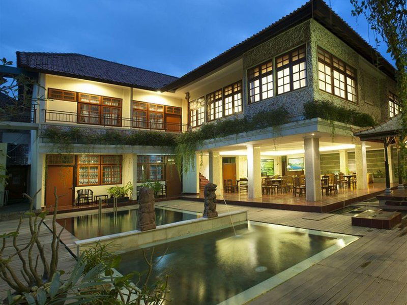 Hotel Catur Adi Putra