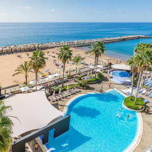 Hotel Calheta Beach cazare Calheta