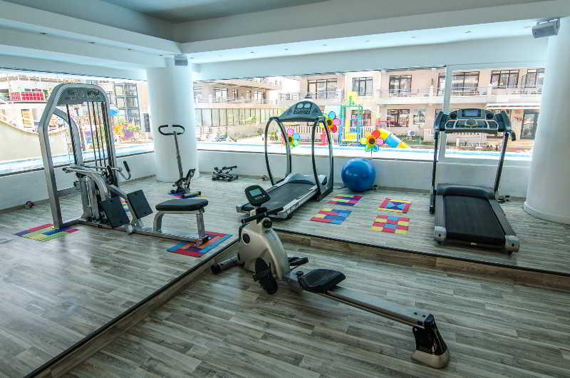 Hotel Phoenicia Holiday Resort