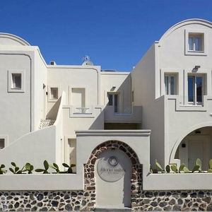 Sejur Fileria Suites vacanta Oia