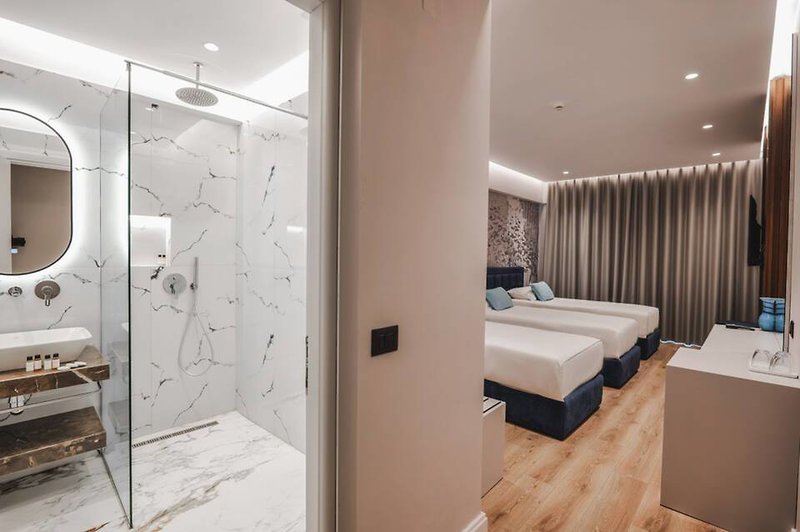 Hotel Oasis