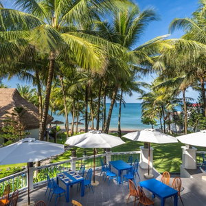 Sejur L'Azure Resort And Spa vacanta Phu Quoc