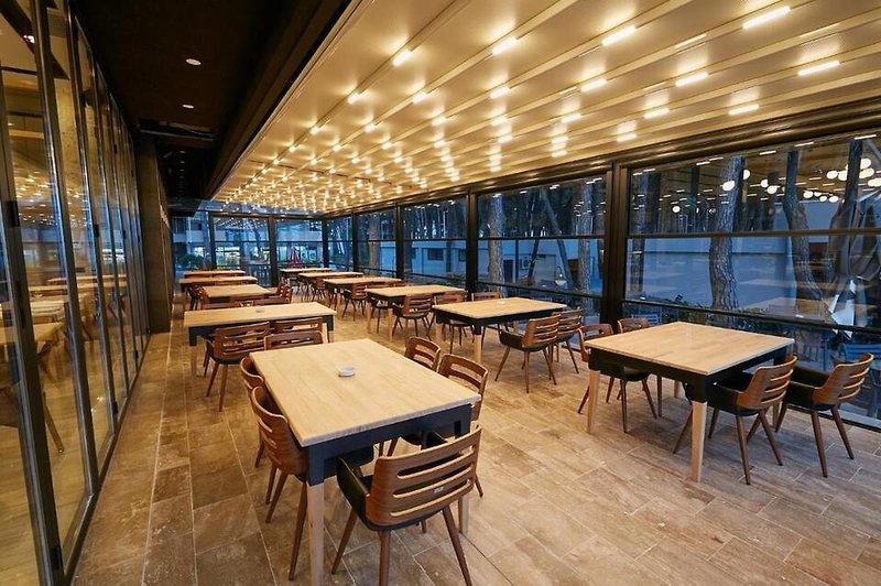 Eter Hotel