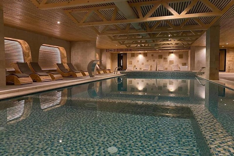Eter Hotel