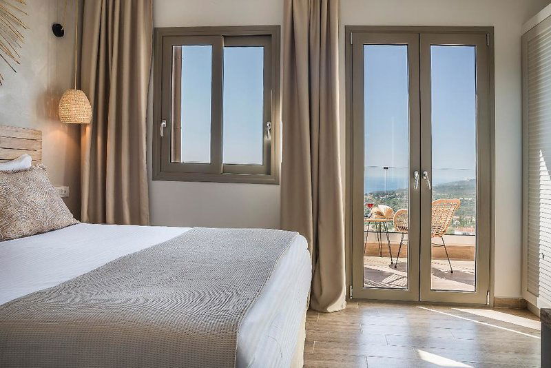 Hotel Diana Suites