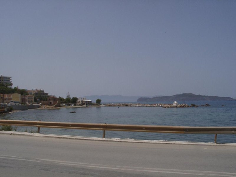 Akasti Hotel