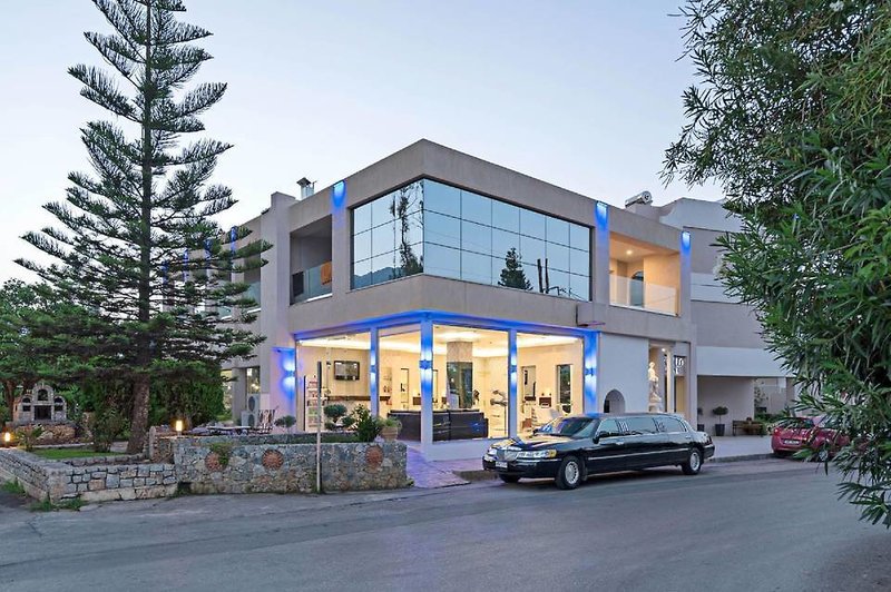 Apollo Hotel I & Ii