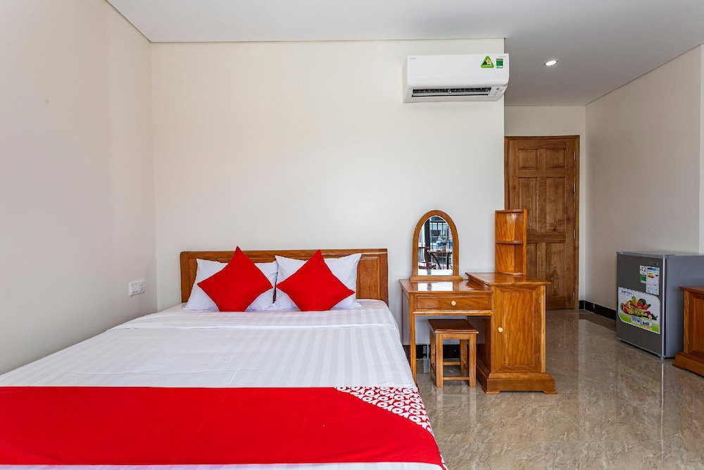 Mai Hùng Hotel