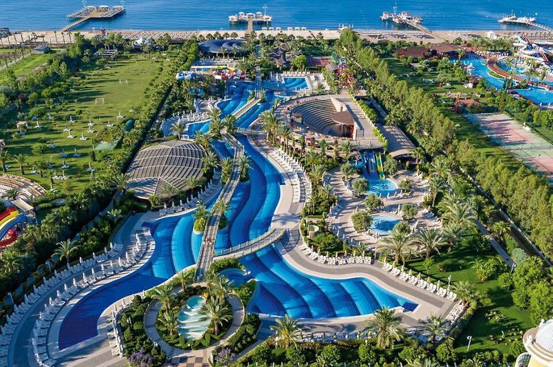 Hotel Royal Holiday Palace