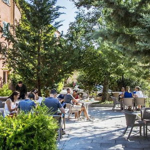 Hotel Hôtel Les Jardins De La Glacière cazare Corte
