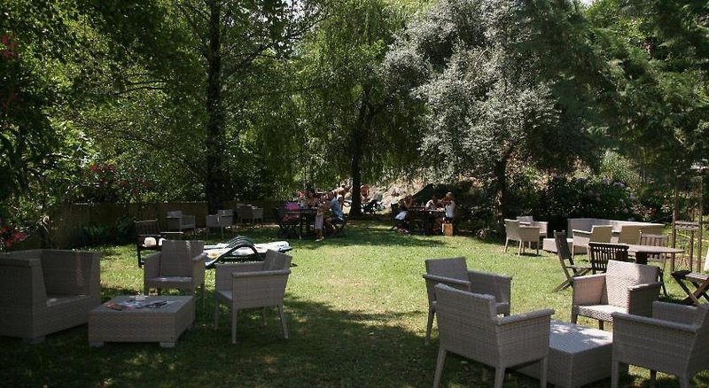 Hôtel Les Jardins De La Glacière