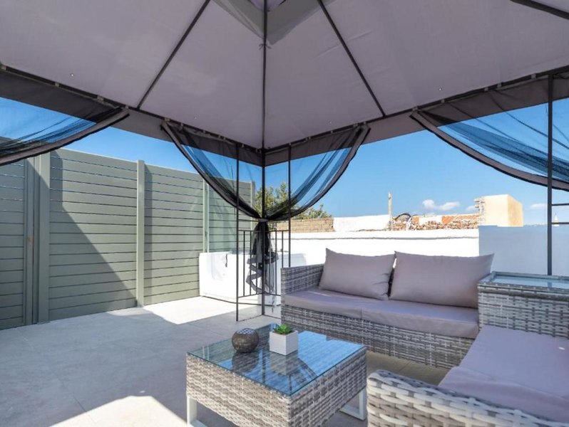 dal travel Metropolitan Pearl Boutique Hotel