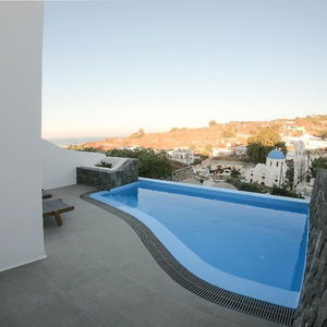 Sejur Amphitrite Suites Santorini vacanta Santorini