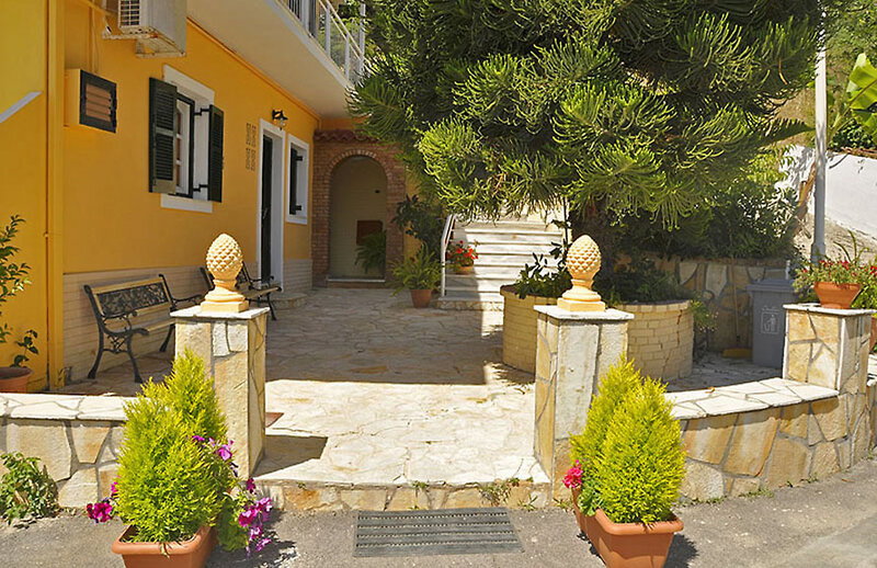 Mazis Appartments