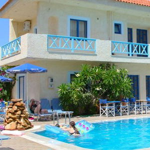 Hotel Ov Suites cazare Analipsi