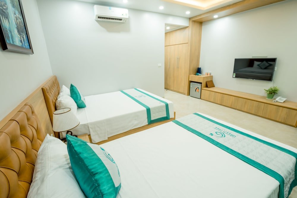Green Tree Hotel