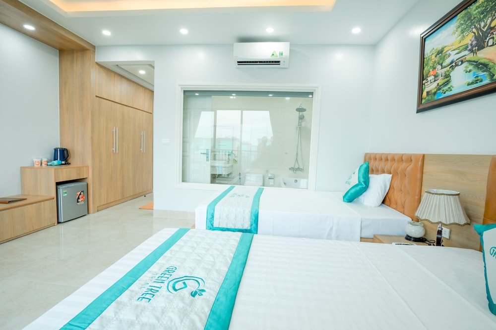 Green Tree Hotel
