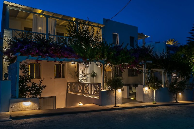 Hotel Milos Bay Suites