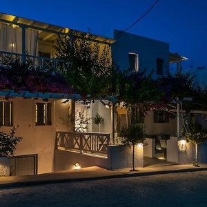 Hotel Milos Bay Suites cazare Adamas