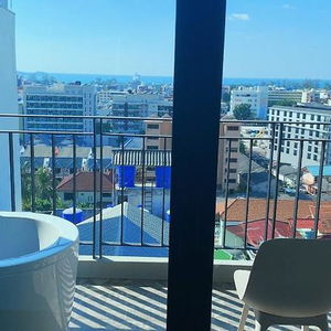 Hotel Sky Wave Patong cazare Patong