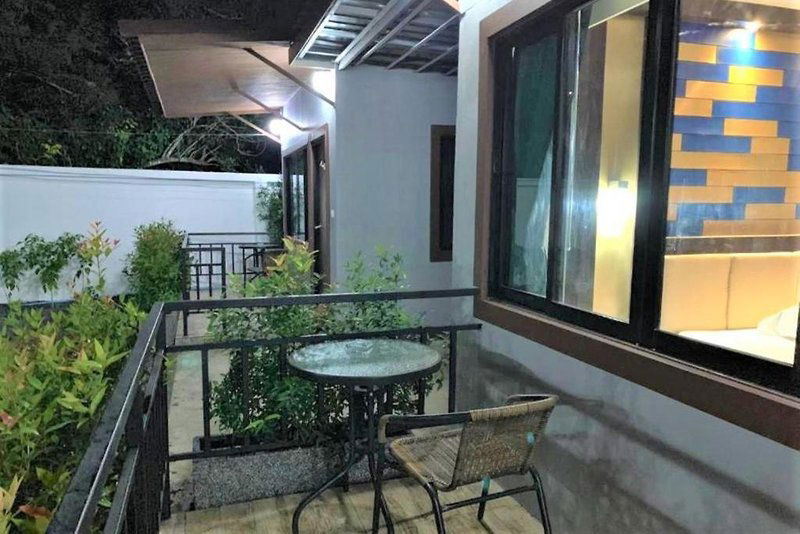 Hotel Thalang Resort