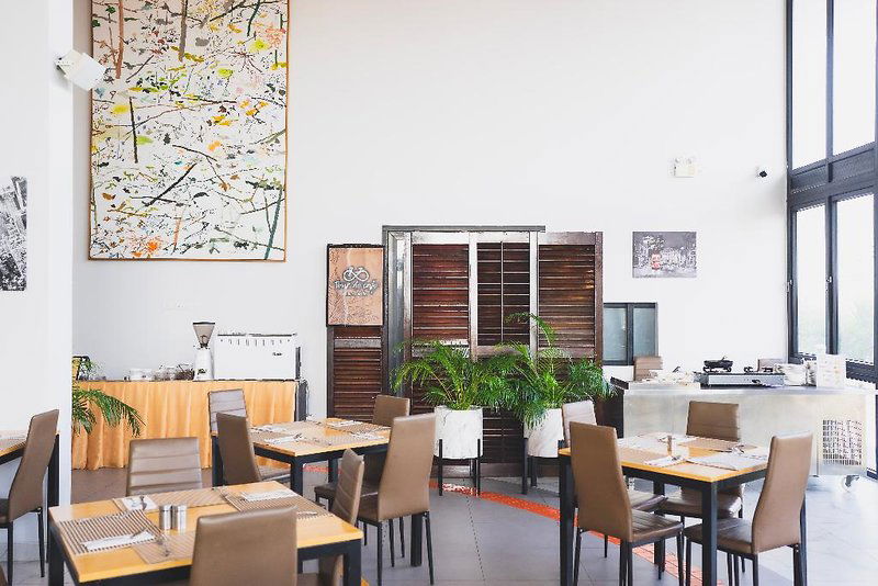 Hotel Tour De Phuket Hotel