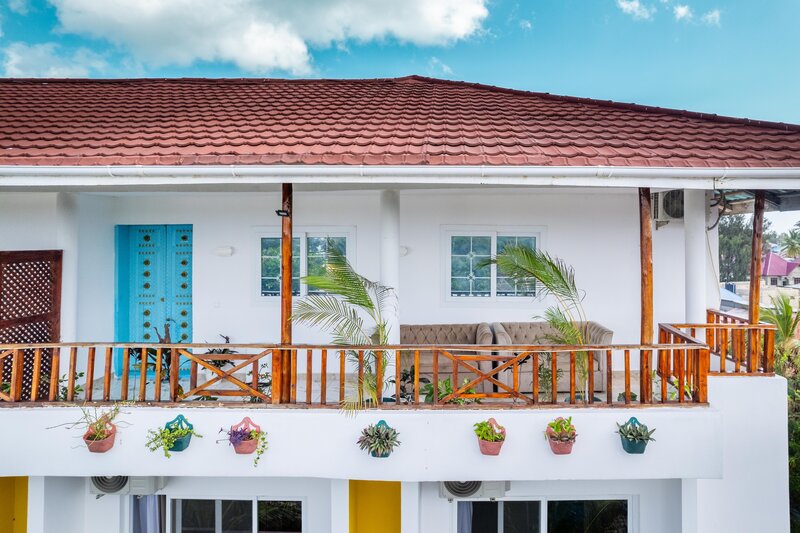 Canary Golden Hotel